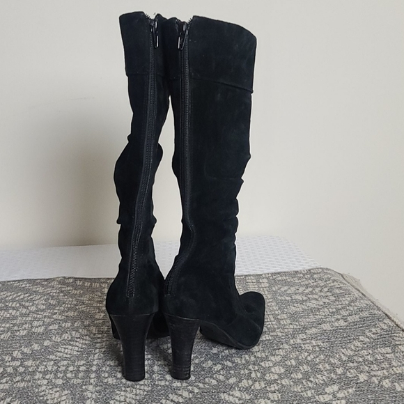 White Mountain velvety black heeled boots - Picture 2 of 7